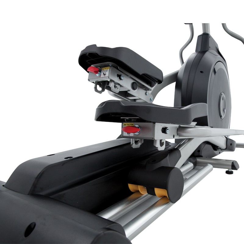 Spirit Fitness XE395 Elliptical - Image 5