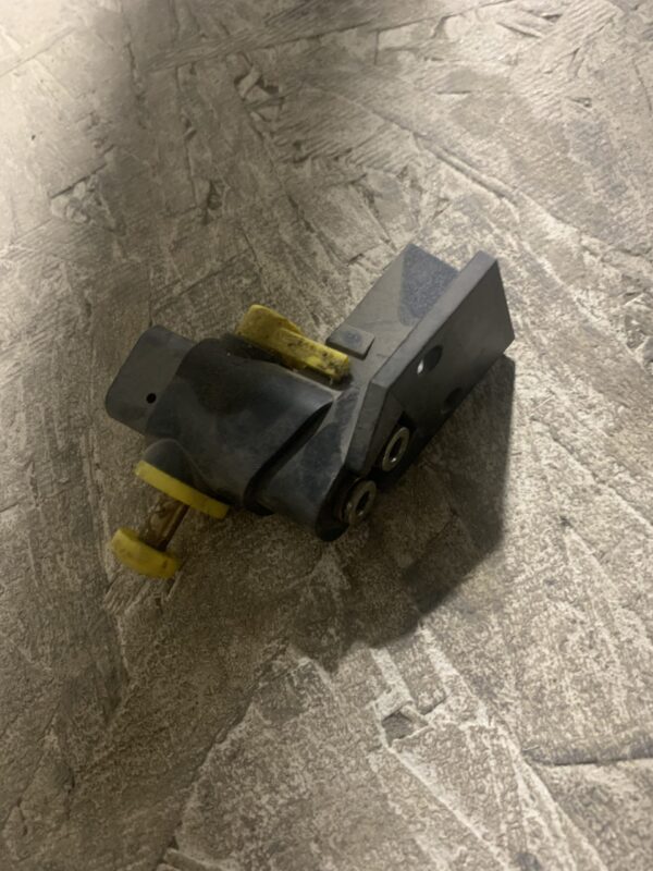 Yellow Button Locking Valve