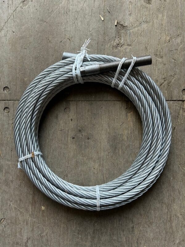 Challenger Lifting Cable Right Front
