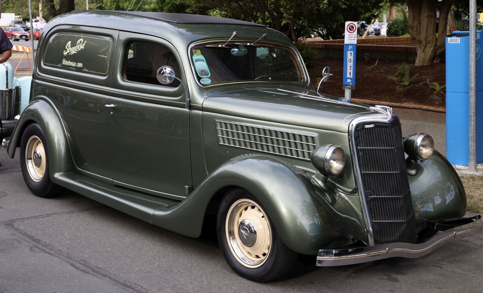 1935 Ford Sedan Delivery